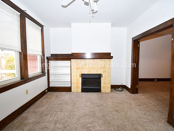 3rd image of 1832-1834 Crafton Blvd #1832A