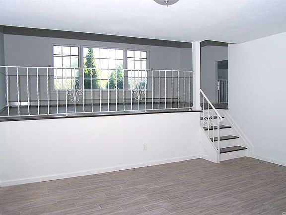 3rd image of 29 Spruceton St