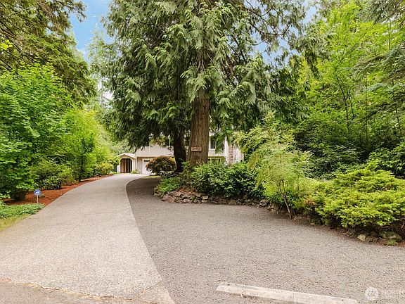3rd image of 7450 Jason Lane SE