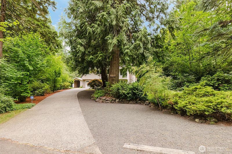 3rd image of 7450 Jason Lane SE