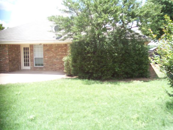 5th image of 1203 Lisa Ln