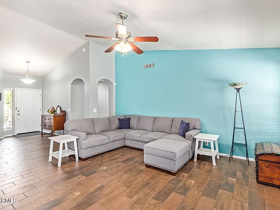 3rd image of 6647 W Tonopah Drive