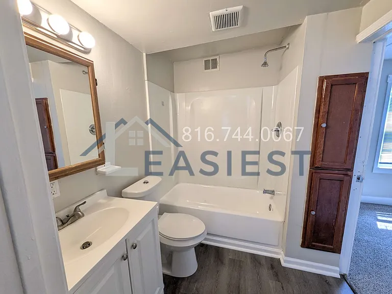 1110 E Frederick St — Photo 15