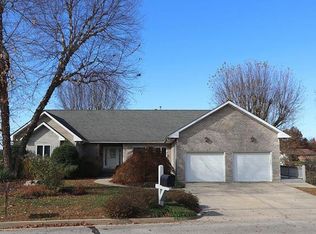 2 Amber Trl, Salem, MO 65560