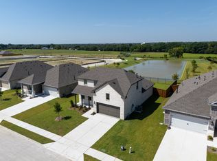 2212 Cedar Bluff Ln, Van Alstyne, TX 75495