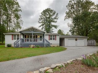 109 Amelia Dr, Hendersonville, NC 28792