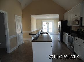 3rd image of 900 Selwood Ln