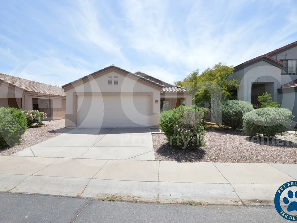 10039 E Crescent Ave