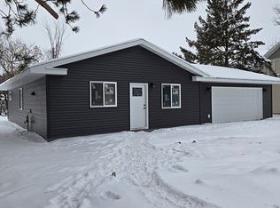 604 9th St SW, Little Falls, MN 56345