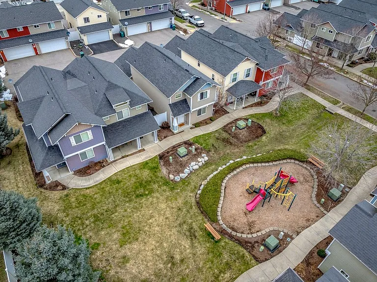 3324 E Garin Ct — Photo 21