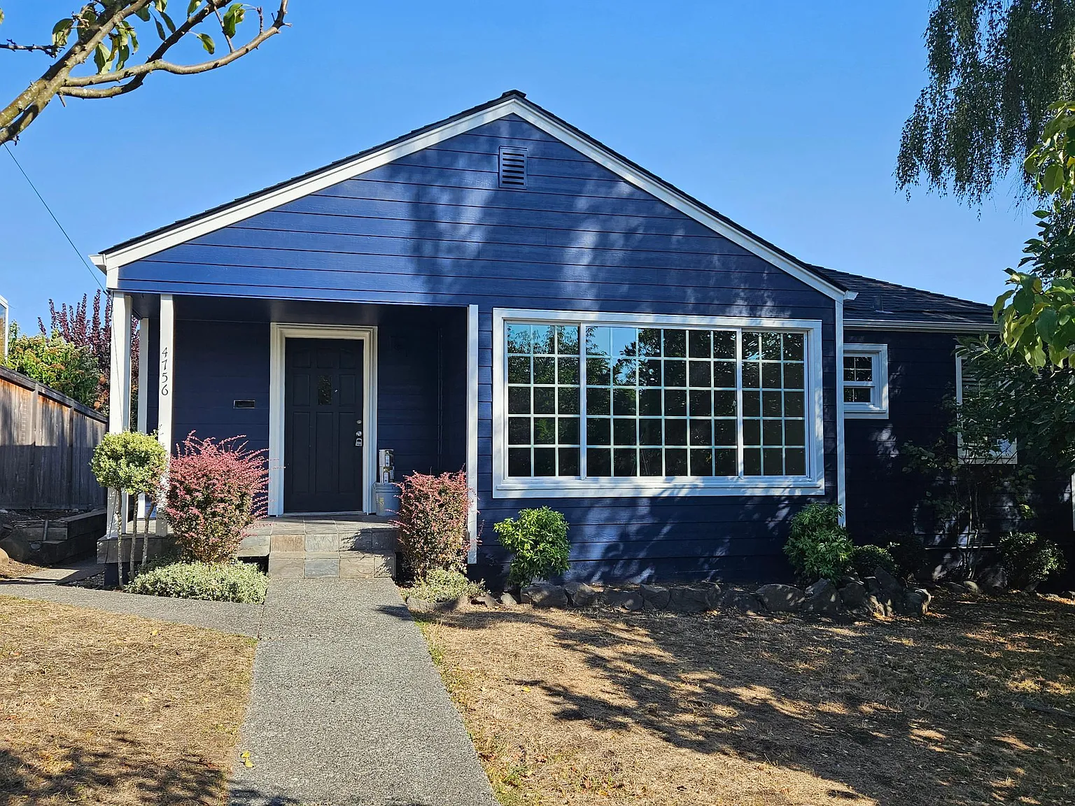 4 bed, 2400 sqft, $4,300 — Photo 1