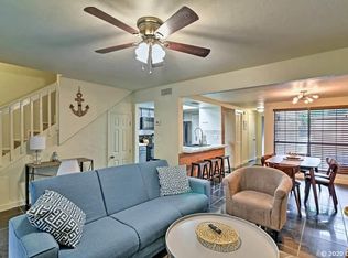 820 SW 57th Ter #Q-121, Gainesville, FL 32607