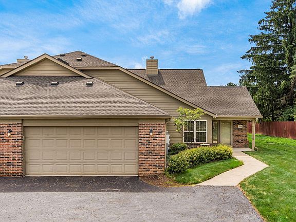 2nd image of 584 Buckthorn Way