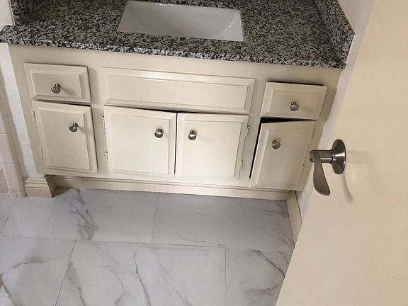 4th image of 8738 Delganey Ave #206
