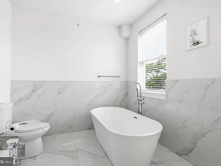 2604 Reed St — Photo 14