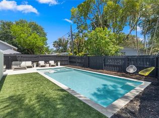 907 13th St N, Naples, FL 34102