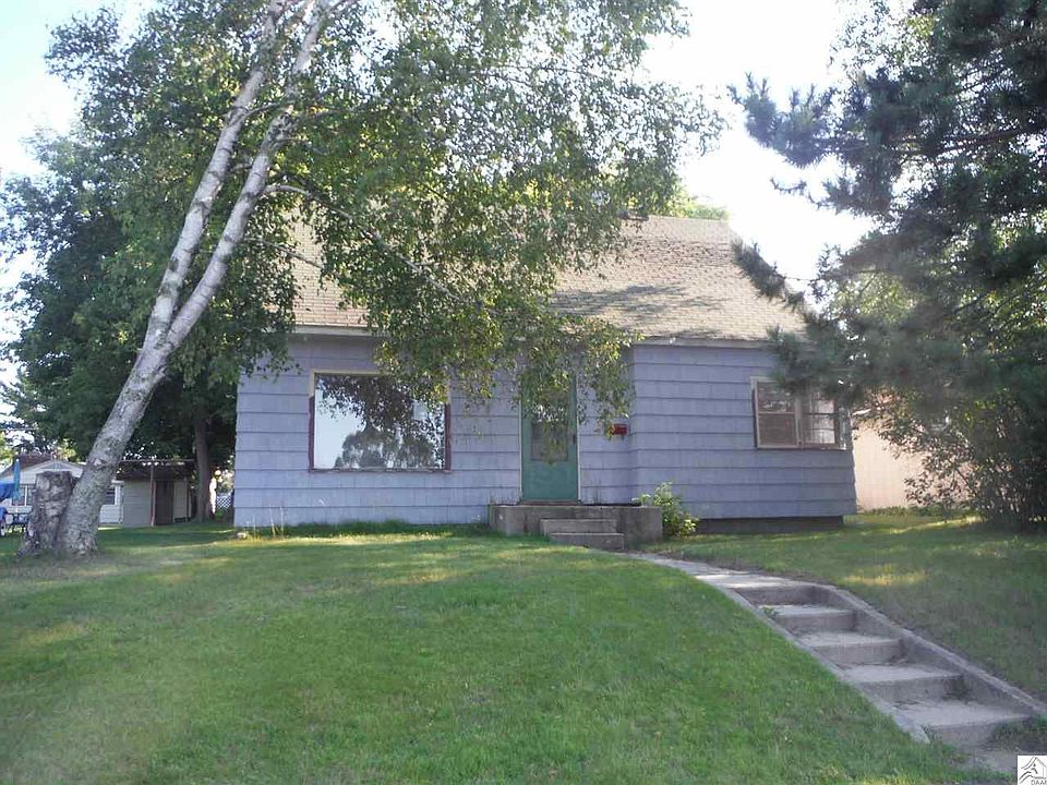 1st image of 707 NW 8th St