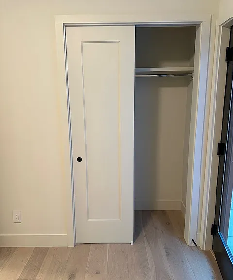 986 S Van Ness Ave #204 — Photo 8