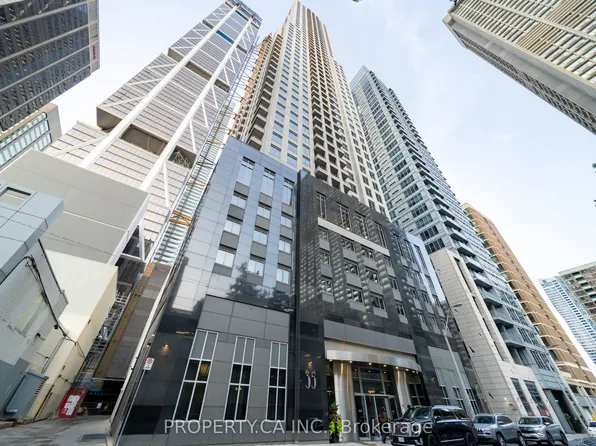 35 Balmuto St, Toronto, ON