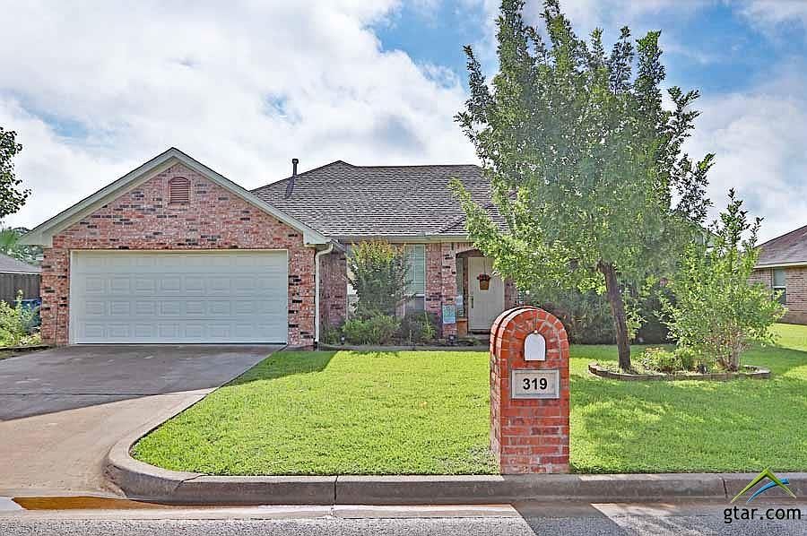 1st image of 319 Amanda Ct