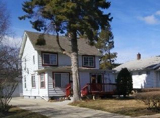 34 S Martin Ave, Waukegan, IL 60085