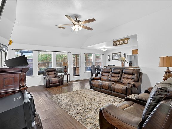 4th image of 2206 Lapsley St