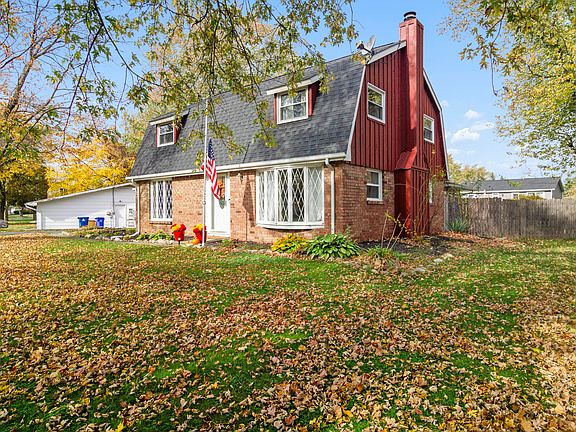 2nd image of 512 Sherwood Dr