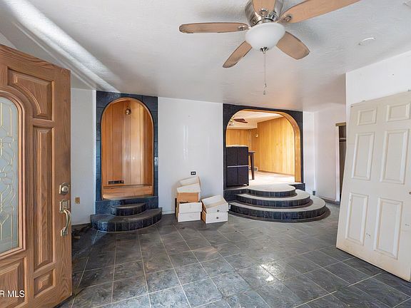 3rd image of 340 Valle Del Centro Dr