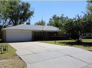 340 S Socora Dr, Wichita, KS 67209