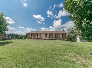 161 Bart Greene Dr, Johnson City, TN 37615