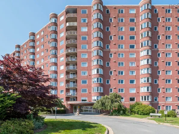 45 Vimy Ave #113, Halifax, NS B3M 4C5