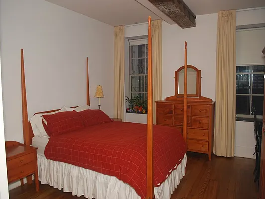 Rented by Sotheby's International Realty | media 8