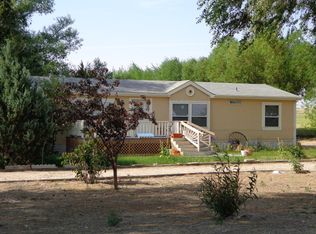 400 Lane 9, Powell, WY 82435