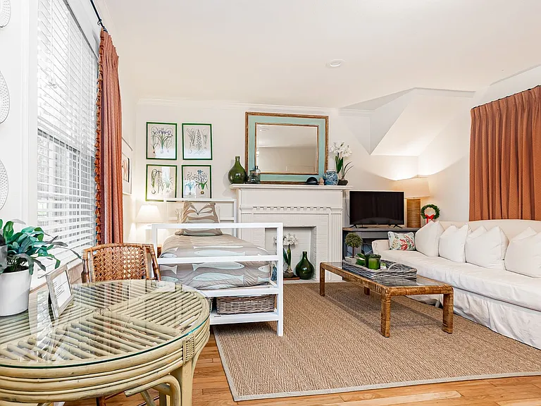 1601 Letitia St #1 — Photo 9