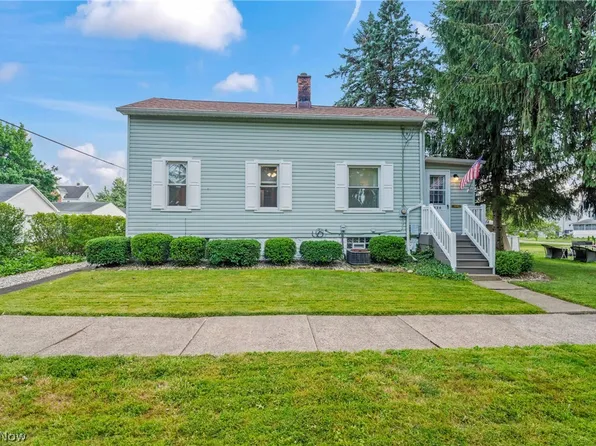 629 Clinton St, Niles, OH 44446