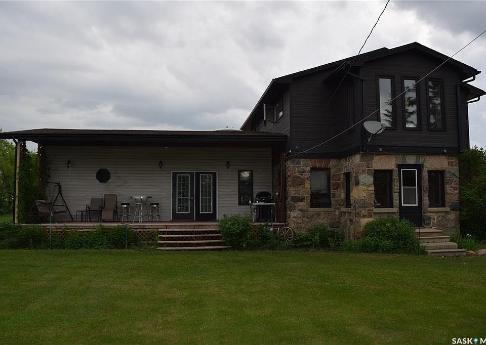 803 Assiniboia AVENUE, Maryfield, SK S0G 3K0 MLS SK933806 Zillow
