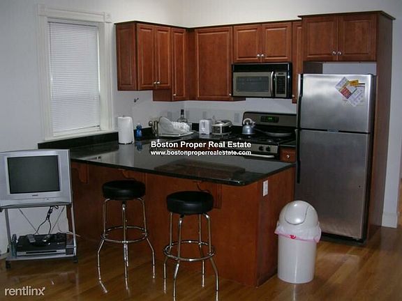 12 Arundel St. #3 Boston - Fenway Unit Photo 1