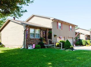 2910 Helen Ct APT B, Champaign, IL 61821