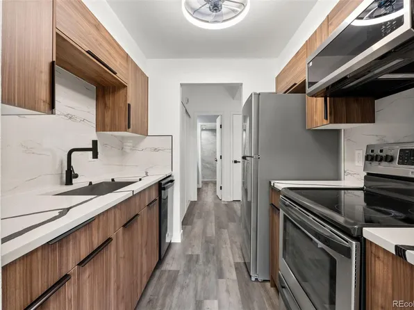 364 S Ironton Street #219, Aurora, CO 80012