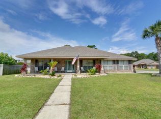 1819 Twin Pine Blvd, Gulf Breeze, FL 32563