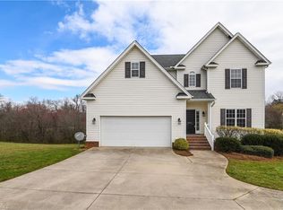 5221 Belews Creek Rd, Walkertown, NC 27051