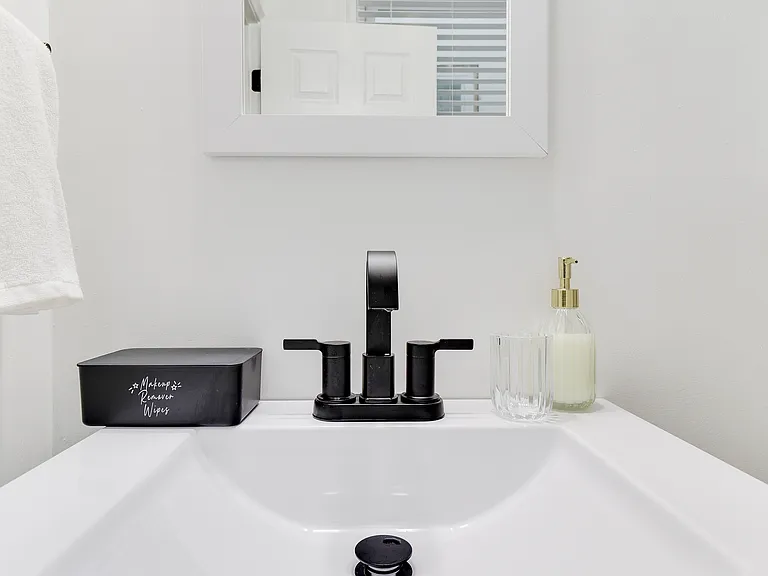 1255 Raum St NE #1 — Photo 30