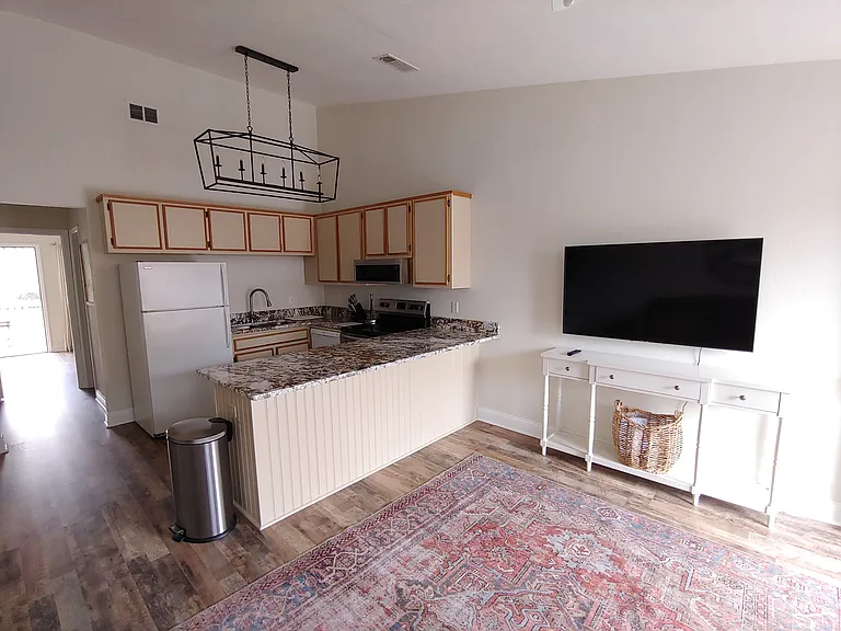 309 Hayden Rd #F — Photo 3