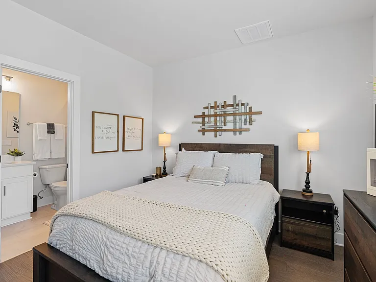 6020 Irwins Branch Dr — Photo 40