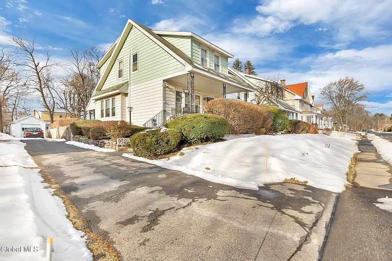 5th image of 47 Marriott Avenue