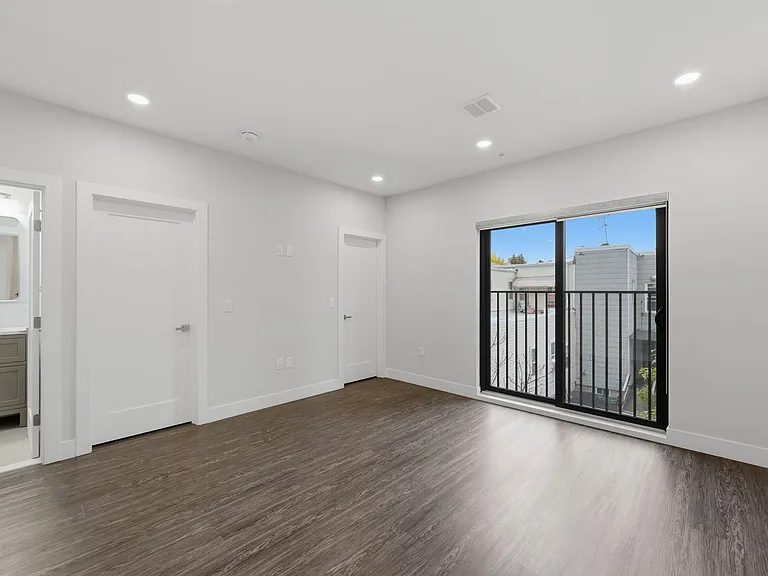 6114 Jackson St #2 — Photo 16
