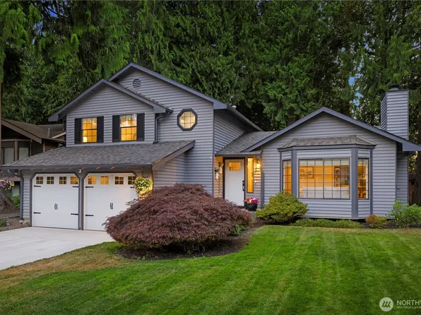 1513 220th Place NE, Sammamish, WA 98074