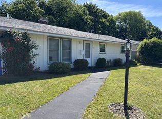 5 Pictun Rd, Randolph, MA 02368