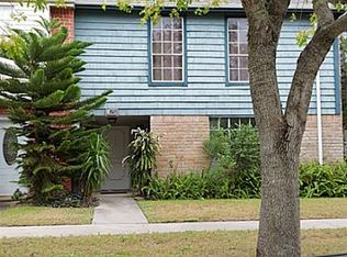1917 Back Bay Dr, Galveston, TX 77551