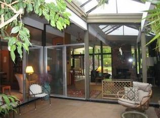 5887 Greenridge Rd, Castro Valley, CA 94552